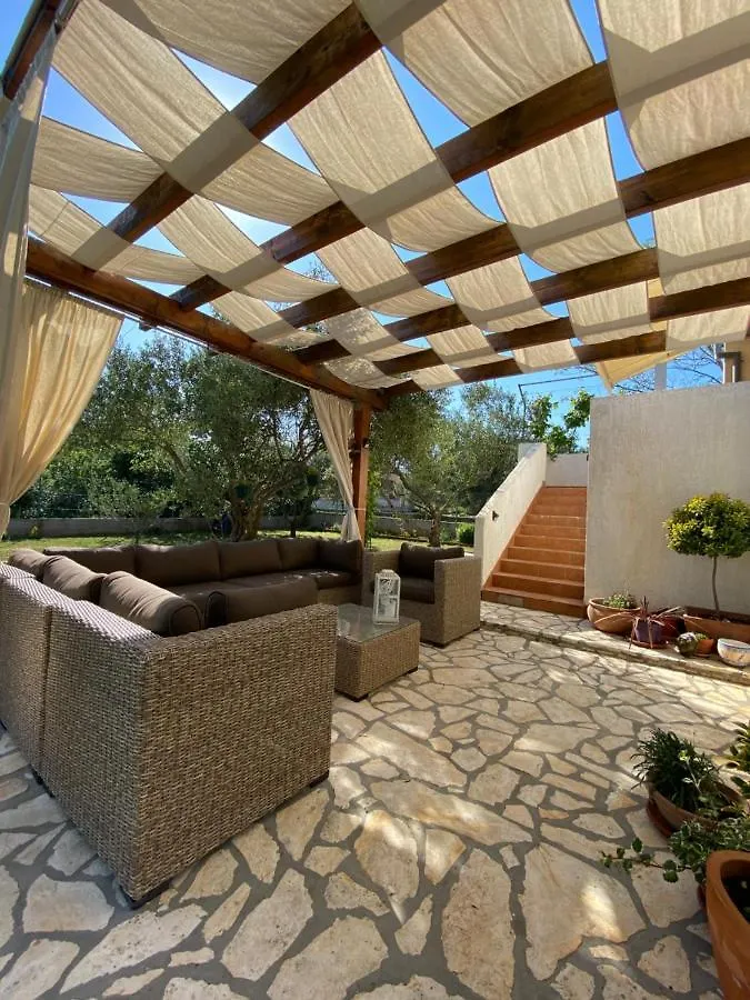 Beautiful Island House Ugljan Apartamento 0*,