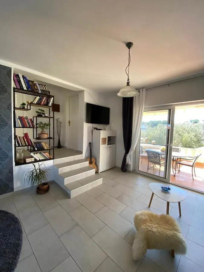 Beautiful Island House Ugljan公寓 乌格连