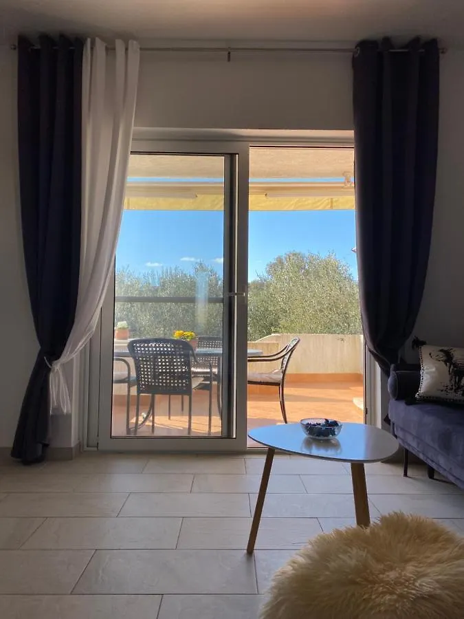 Beautiful Island House Ugljan公寓 公寓