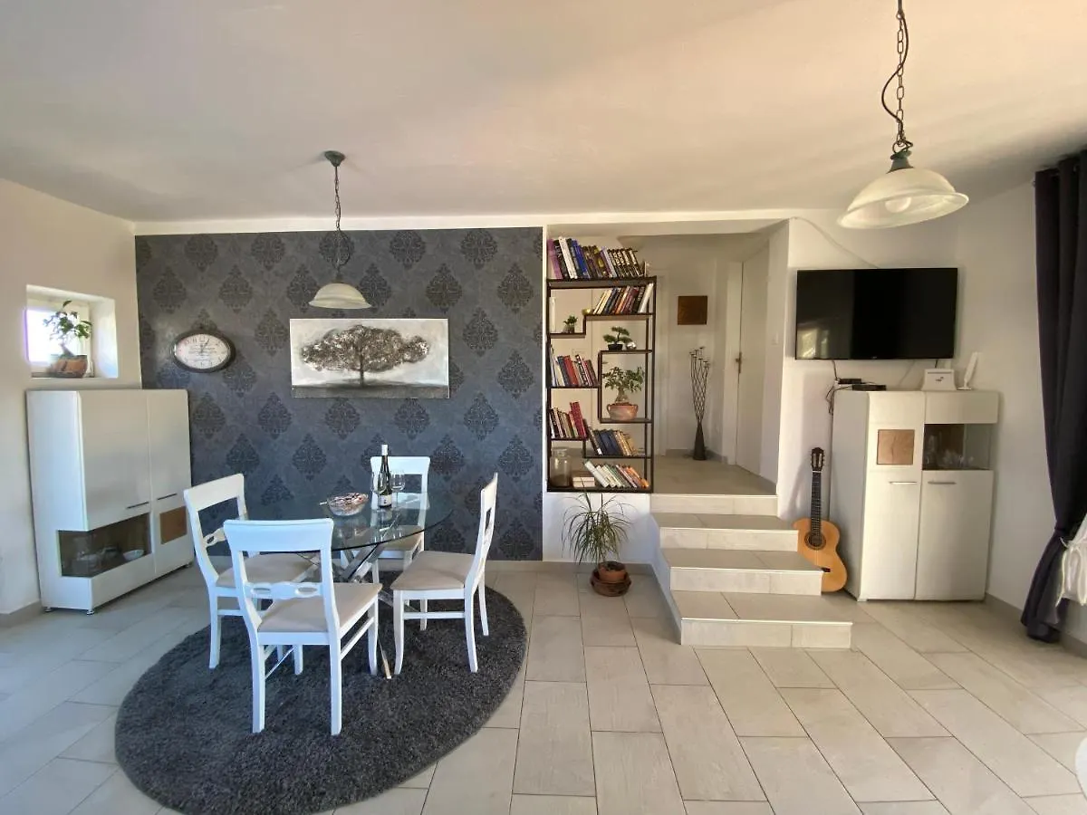 公寓 Beautiful Island House Ugljan公寓